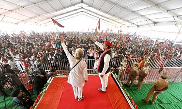 जनता भाजपा के खिलाफ जमकर कर रही मतदान जनता भाजपा के खिलाफ जमकर कर रही मतदान