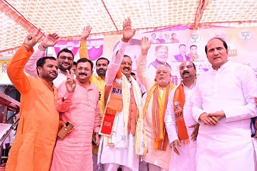 सपा की साईकिल हुई पंचर-उपमुख्यमंत्री सपा की साईकिल हुई पंचर-उपमुख्यमंत्री