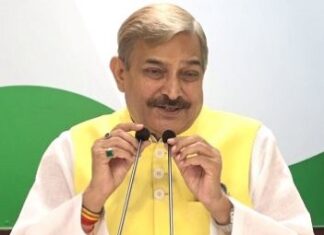 अभूतपूर्व बिजली कटौती के साथ नहरों में पानी नही-प्रमोद तिवारी अभूतपूर्व बिजली कटौती के साथ नहरों में पानी नही-प्रमोद तिवारी