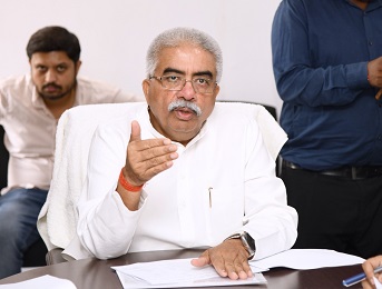 रेशम की खेती से जुड़े किसानों को प्रशिक्षण की आवश्यकता-सचान