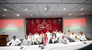 लोकसभा चुनाव में भाजपा का अहंकार टूटा लोकसभा चुनाव में भाजपा का अहंकार टूटा