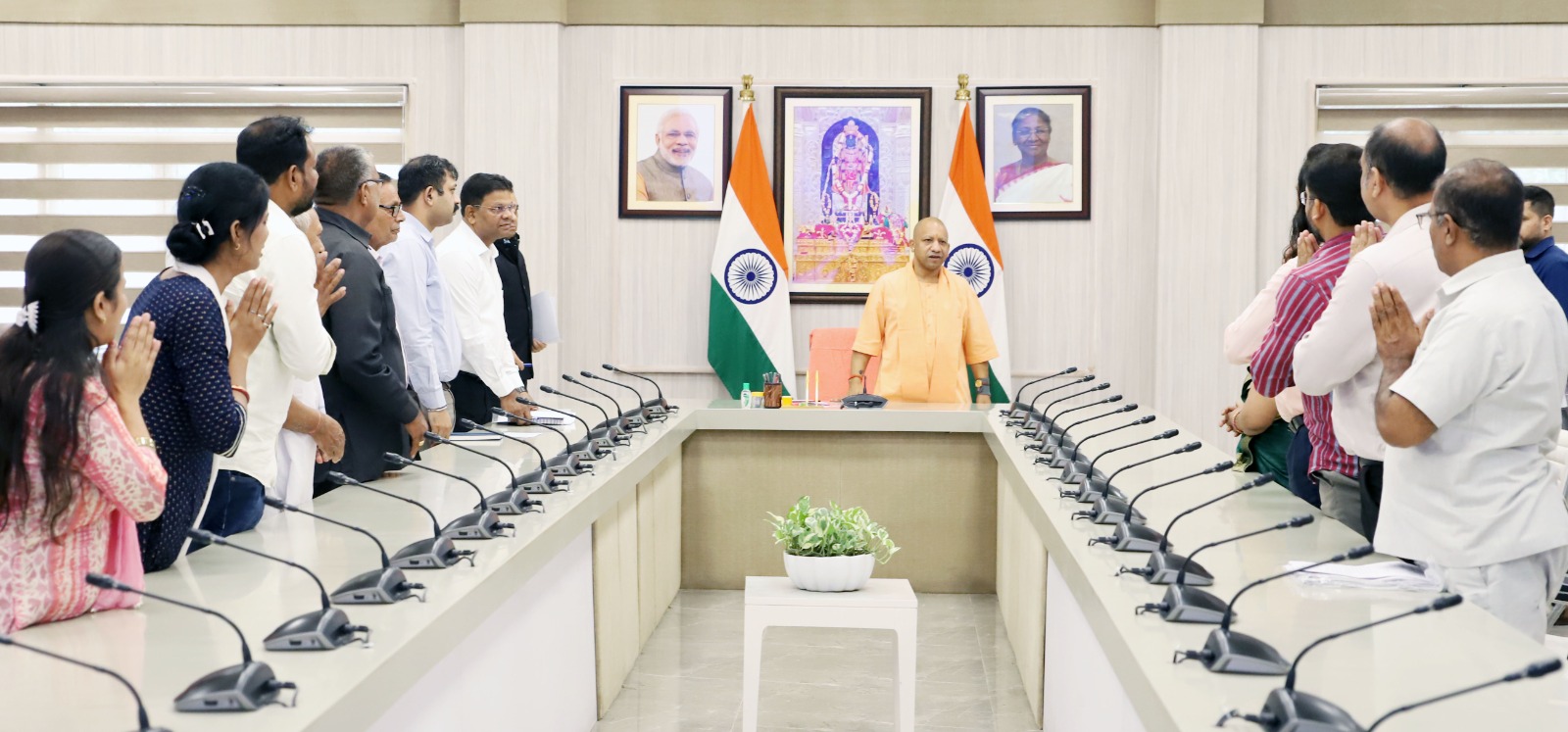 Photo of हर नागरिक की सुरक्षा और संतुष्टि हमारी जिम्मेदारी-योगी