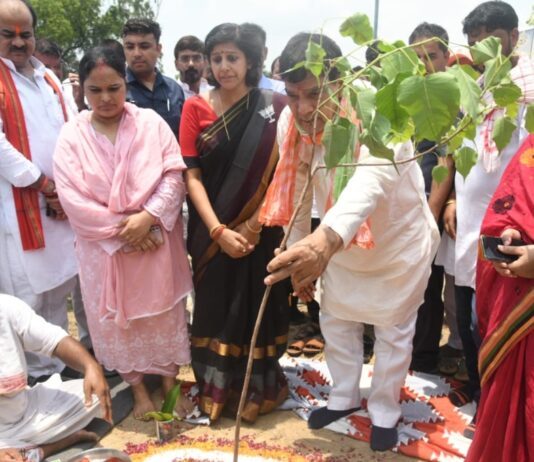 सुखद जीवन के लिए प्रकृति का संरक्षण जरूरी-ए.के. शर्मा