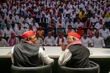 भारत के संविधान पर खतरा-अखिलेश यादव