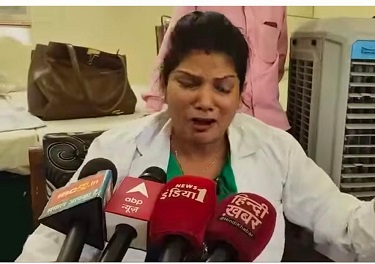 फिजीशिन व महिला काउंसलर में विवाद