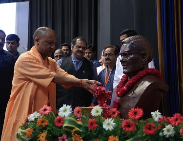 मूल्यों और सिद्धांतों के बिना राजनीति मौत का फंदा-योगी मूल्यों और सिद्धांतों के बिना राजनीति मौत का फंदा-योगी