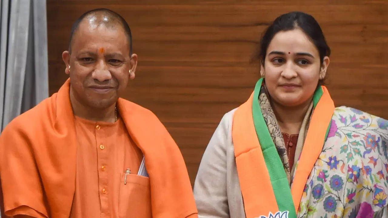 Photo of सस्पेंस खत्म अपर्णा ज्वाइन करेंगी उपाध्यक्ष पद