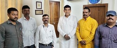 ऊर्जा मंत्री ने समस्याओं के समाधान का दिया आश्वासन ऊर्जा मंत्री ने समस्याओं के समाधान का दिया आश्वासन