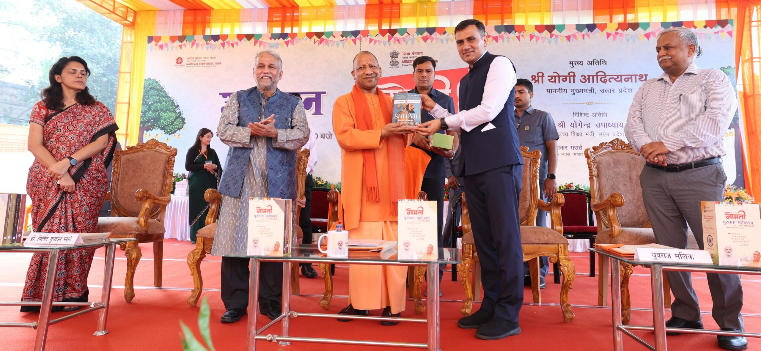 Photo of टेक्नोलॉजी के दास न बनें, पुस्तकों की ओर लौटें-मुख्यमंत्री