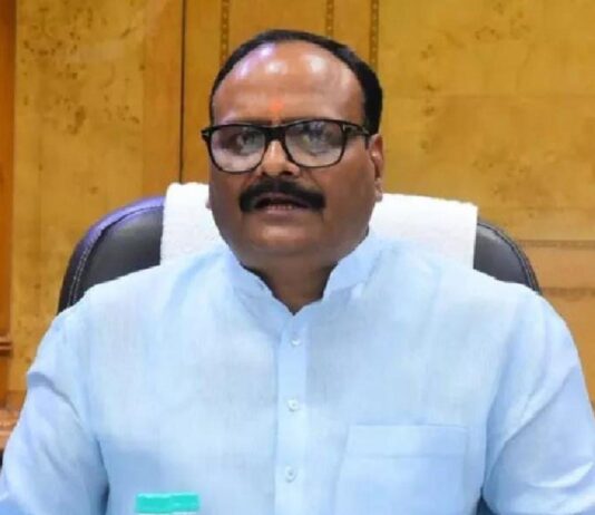 वोटों की फसल काटने संभल जाना चाहते हैं राहुल गांधी-ब्रजेश पाठक