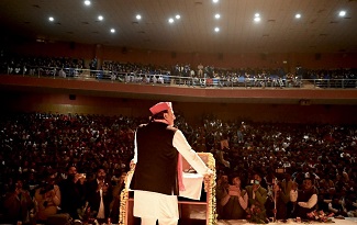 चौधरी चरण सिंह किसानों के मसीहा-अखिलेश यादव