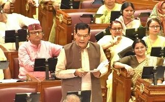 ए.के.शर्मा ने विपक्ष को फंसाया ए.के.शर्मा ने विपक्ष को फंसाया