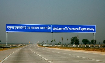 यमुना एक्सप्रेस–वे पूरे किये आईआईटी के सुझाये सुरक्षात्मक उपाय यमुना एक्सप्रेस–वे पूरे किये आईआईटी के सुझाये सुरक्षात्मक उपाय