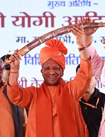 अकबर हो या औरंगजेब,सबकी मानसिकता एक-योगी अकबर हो या औरंगजेब,सबकी मानसिकता एक-योगी