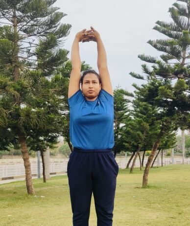 जानिए क्या है ताड़ासन और इसके लाभ जानिए क्या है ताड़ासन और इसके लाभ