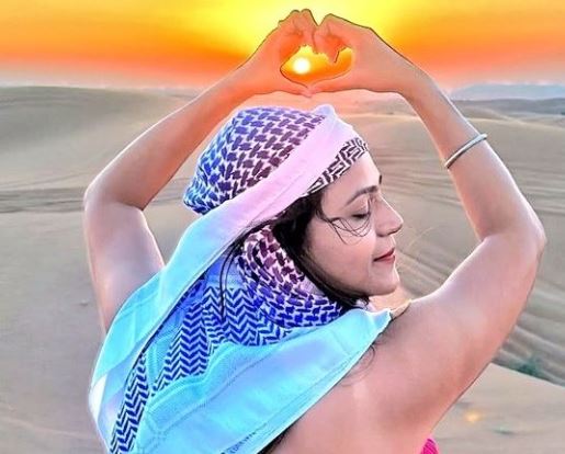 देश की जड़ें खोदते भीतरघाती देश की जड़ें खोदते भीतरघाती