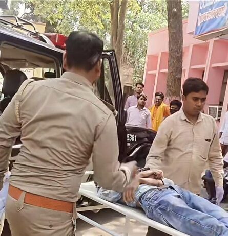 हाईवे पर भीषण सड़क हादसा हाईवे पर भीषण सड़क हादसा