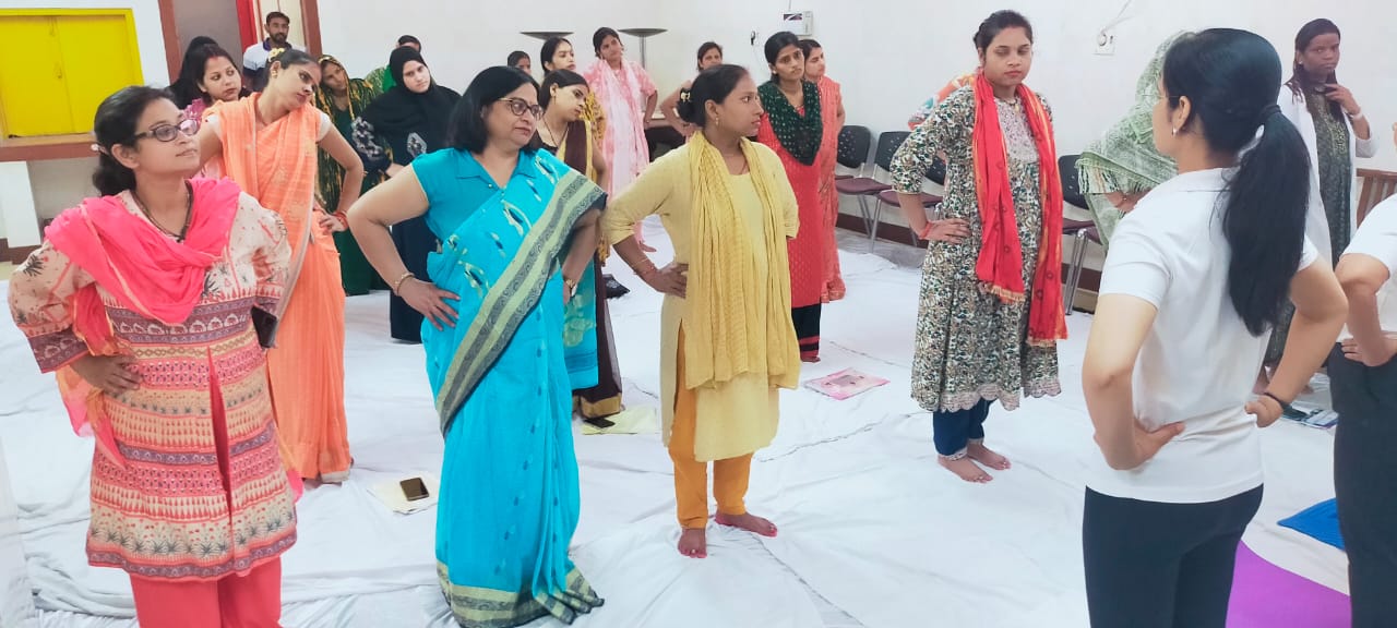 Photo of योग के क्षेत्र में अग्रणी भूमिका निभा रहा है रेस्पिरेट्री मेडिसिन विभागः डॉ. सूर्यकान्त