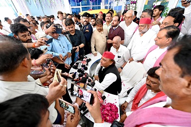 UP में कोई भी कहीं भी सुरक्षित नहीं..? UP में कोई भी कहीं भी सुरक्षित नहीं..?
