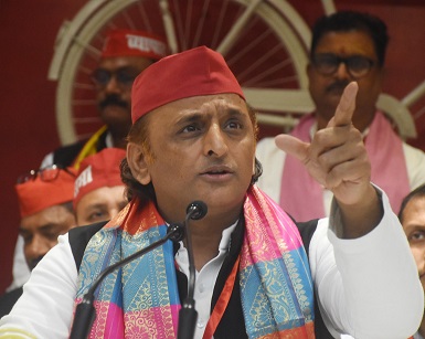 भाजपा सरकार में प्रदेश की कानून व्यवस्था ध्वस्त-अखिलेश यादव भाजपा सरकार में प्रदेश की कानून व्यवस्था ध्वस्त-अखिलेश यादव