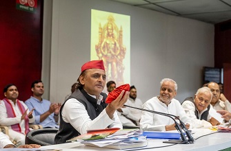 भाजपा सरकार हर मोर्चे पर विफल-अखिलेश यादव भाजपा सरकार हर मोर्चे पर विफल-अखिलेश यादव