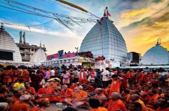 आस्था का प्रतीक है सुलतानगंज से देवघर की कांवरयात्रा आस्था का प्रतीक है सुलतानगंज से देवघर की कांवरयात्रा