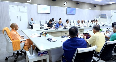 आउटसोर्सिंग कार्मिकों के लिए ऐतिहासिक कदम आउटसोर्सिंग कार्मिकों के लिए ऐतिहासिक कदम