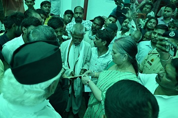 दोषियों पर सख्त कार्रवाई: महापौर दोषियों पर सख्त कार्रवाई: महापौर