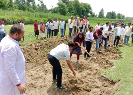 लुप्त होती नदियों के पुनर्जीवन की मुहिम लुप्त होती नदियों के पुनर्जीवन की मुहिम