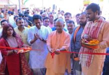 मुख्यमंत्री योगी के नेतृत्व में बने रिकॉर्ड कल्याण मंडपम् मुख्यमंत्री योगी के नेतृत्व में बने रिकॉर्ड कल्याण मंडपम्