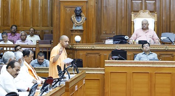 विधान परिषद में मुख्यमंत्री का दावा-8 साल में 6 करोड़ लोग गरीबी से मुक्त विधान परिषद में मुख्यमंत्री का दावा-8 साल में 6 करोड़ लोग गरीबी से मुक्त