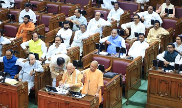 सपा और लोकतंत्र नदी के दो छोर-योगी सपा और लोकतंत्र नदी के दो छोर-योगी