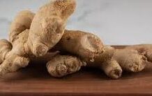 जानिए अदरक हमारे लिए कितनी गुणकारी… जानिए अदरक हमारे लिए कितनी गुणकारी…
