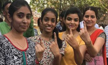 बिहार:निर्णायक भूमिका में नजर आ रहे हैं युवा वोटर