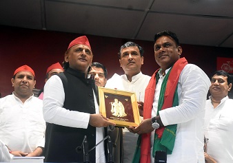 अखिलेश यादव के नेतृत्व में बड़ा सियासी विस्तार