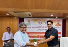 सांप काटने पर चिकित्सक पूरी संवेदनशीलता से इलाज करें: राहत आयुक्त सांप काटने पर चिकित्सक पूरी संवेदनशीलता से इलाज करें: राहत आयुक्त