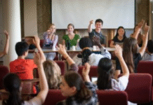 शोध-अनुसंधान में भी हैं आकर्षक कैरियर के विकल्प शोध-अनुसंधान में भी हैं आकर्षक कैरियर के विकल्प