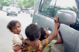 बचपन बिक रहा है..? बचपन बिक रहा है..?