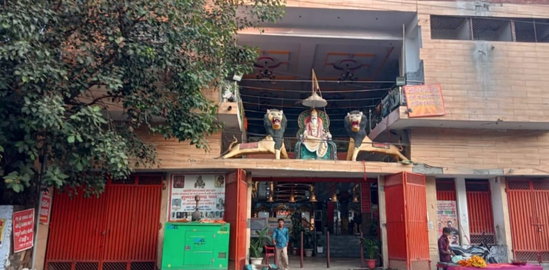 Photo of मंदिर पर माफियाओं की नज़र