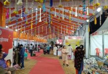 माटीकला मेलों में बिक्री का बना रिकॉर्ड माटीकला मेलों में बिक्री का बना रिकॉर्ड