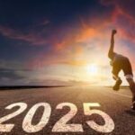 उपलब्धियों के शोर में दबे सच: 2025 का आत्ममंथन बीता साल,बचा सवाल उपलब्धियों के शोर में दबे सच: 2025 का आत्ममंथन बीता साल,बचा सवाल