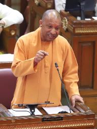 कांग्रेस के तुष्टीकरण और जिन्ना की राजनीति ने वंदे मातरम को बनाया विवाद का मुद्दा:योगी