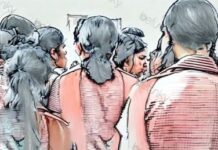 शिक्षा और सुरक्षा के बीच फँसी छात्राएँ शिक्षा और सुरक्षा के बीच फँसी छात्राएँ