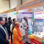 तकनीक मानव के नियंत्रण में रहे,मानव तकनीक के अधीन नहीं तकनीक मानव के नियंत्रण में रहे,मानव तकनीक के अधीन नहीं