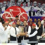 2027 से पहले सपा में सियासी सैलाब! 2027 से पहले सपा में सियासी सैलाब!