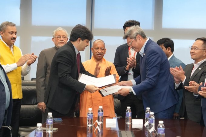 जेवर एयरपोर्ट पर दो प्रोजेक्ट्स में 4458 करोड़ रुपये निवेश करेगी एआई सैट्स जेवर एयरपोर्ट पर दो प्रोजेक्ट्स में 4458 करोड़ रुपये निवेश करेगी एआई सैट्स