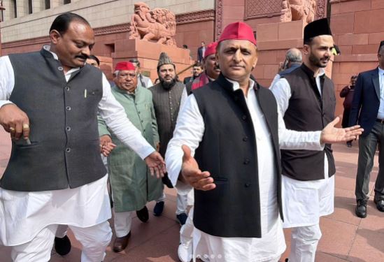 जनता को मायूस करने वाला केंद्रीय बजट :अखिलेश यादव