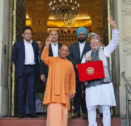 योगी के बजट से 2027 की बिसात,आंकड़ों के सहारे सियासी दांव