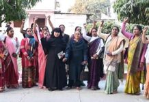 आर्थिक क्रांति की नई मिसाल बनीं लखपति दीदियां आर्थिक क्रांति की नई मिसाल बनीं लखपति दीदियां