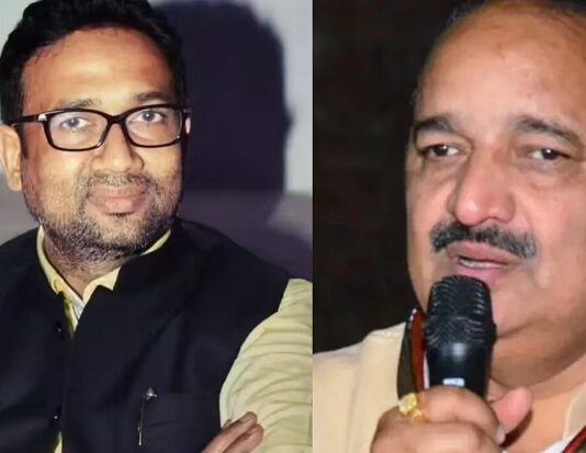 बसपा के इकलौते विधायक उमाशंकर सिंह के घर पर आयकर का छापा बसपा के इकलौते विधायक उमाशंकर सिंह के घर पर आयकर का छापा